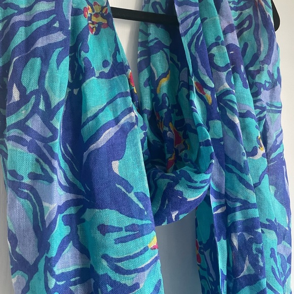 Lilly Pulitzer Scarf - Picture 3 of 3